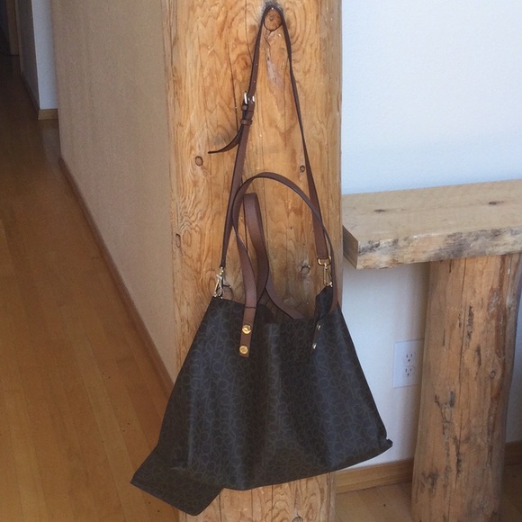 NWT Calvin Klein Brown Gold Monogram Reversible Crossbody Purse Tote - Picture 3 of 16